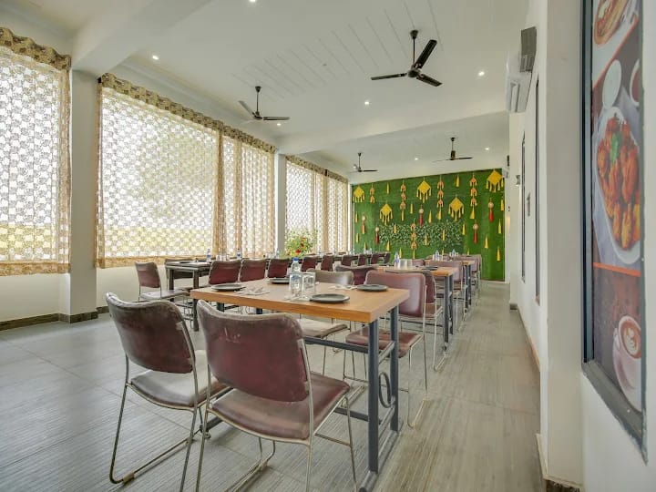 Shreeji Hotel